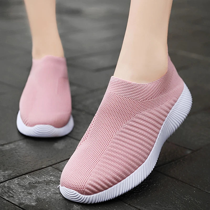 Women Flat Slip on White Shoes Woman Lightweight Sneakers Women Casual Summer Autumn Walking Mesh Running Sports Shoes 2024