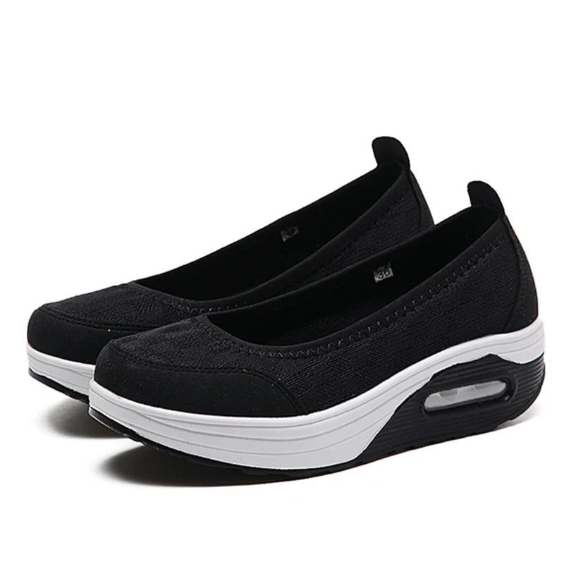 New Women Sneakers Flats Loafers Sweet Shallow Comfort Shoes Women Moccasins Slip-on Platform Ballet Ladies Vulcanized Shoes