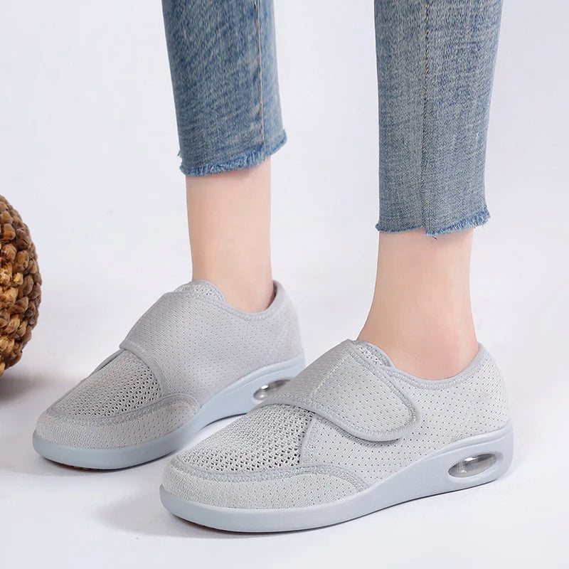 Unisex Walking Shoes Men Diabetic Shoes Elderly Casual Solid Color Flat Shoes Women Soft Comfortable Sneakers Plus Size