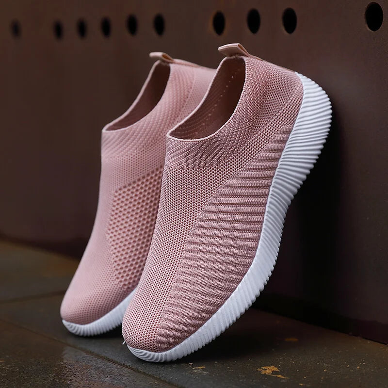 Women Flat Slip on White Shoes Woman Lightweight Sneakers Women Casual Summer Autumn Walking Mesh Running Sports Shoes 2024