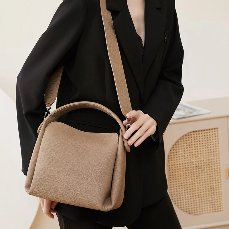 Bolsa de Couro Bucket