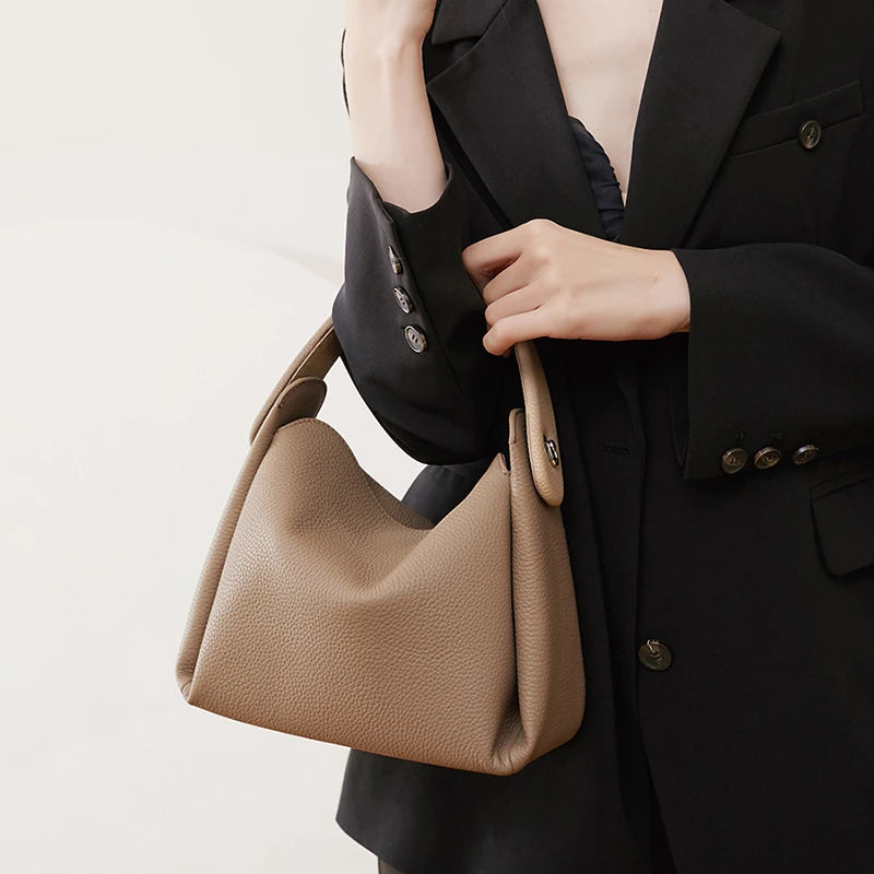 Bolsa de Couro Bucket
